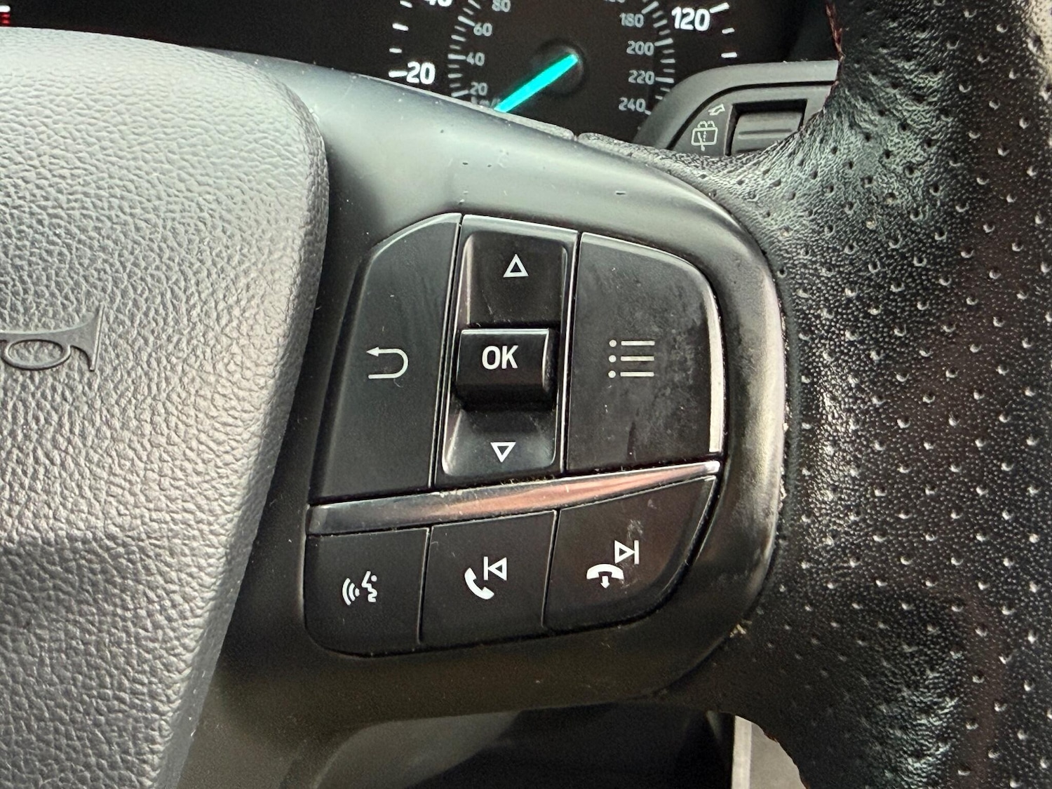 Used Ford Focus 2018 for sale - 76337415: Photo 12