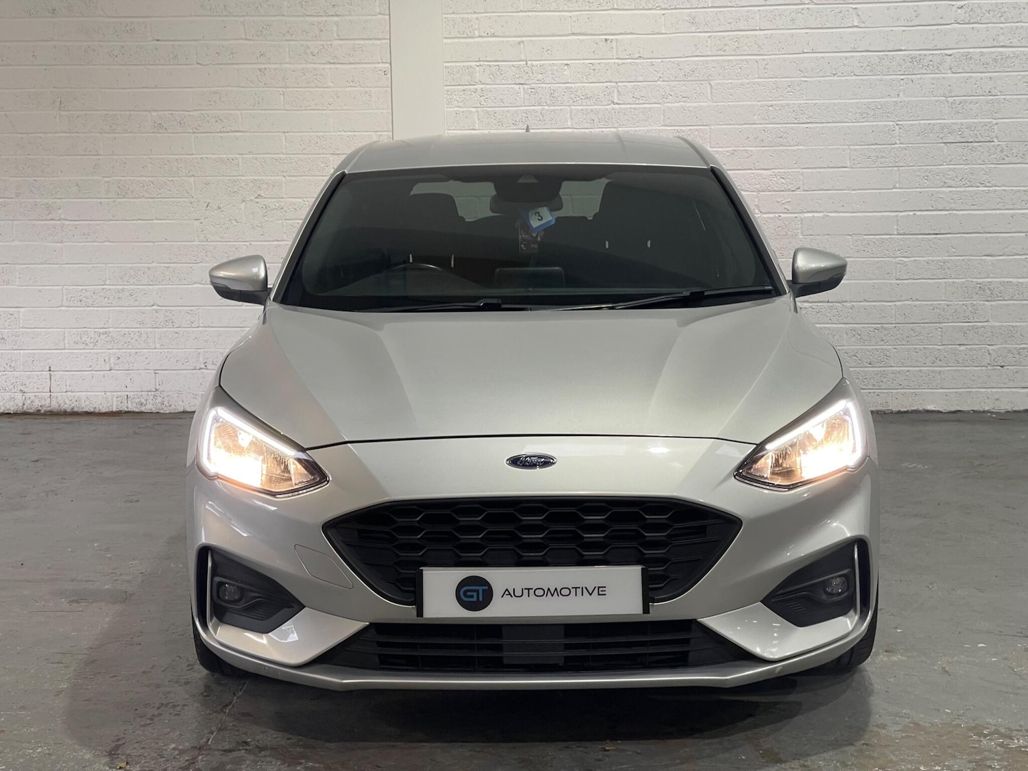 Used Ford Focus 2018 for sale - 76337415: Photo 2