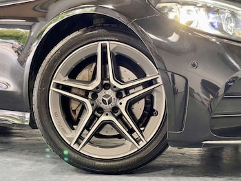 Used Mercedes-Benz C Class 2019 for sale - 78489585: Photo