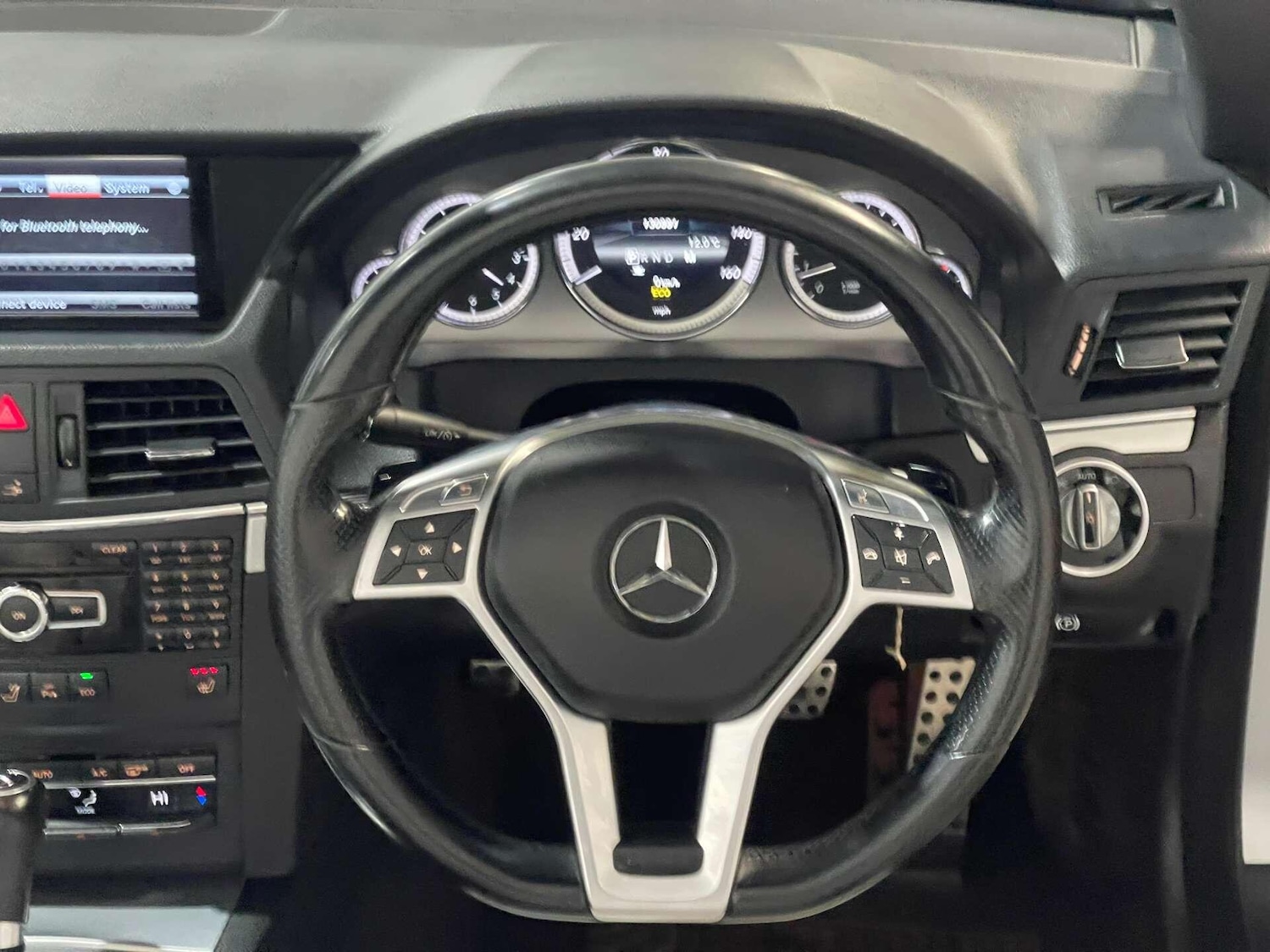 Used Mercedes-Benz E Class 2012 for sale - 76936582: Photo 10