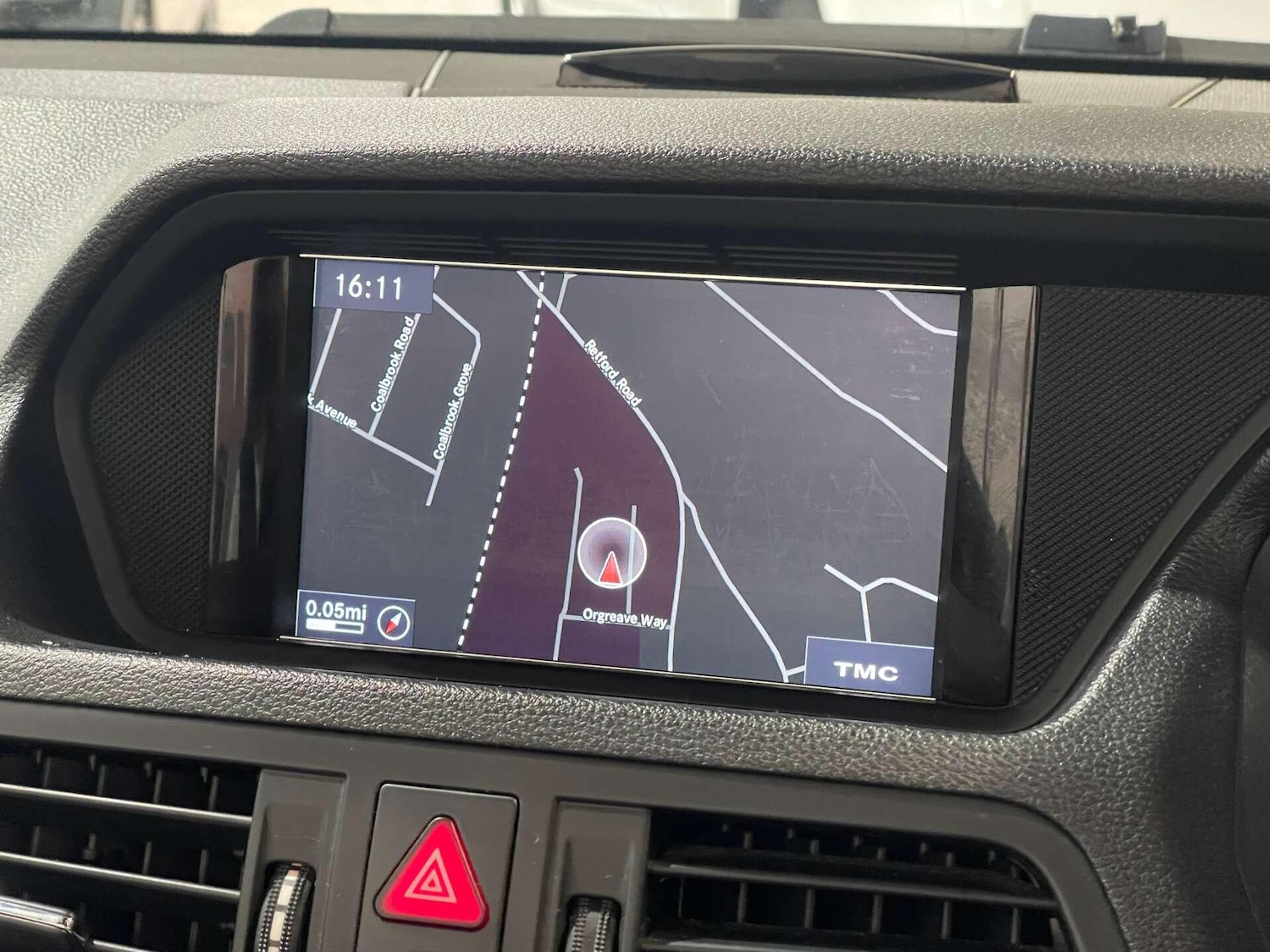 Used Mercedes-Benz E Class 2012 for sale - 76936582: Photo 19