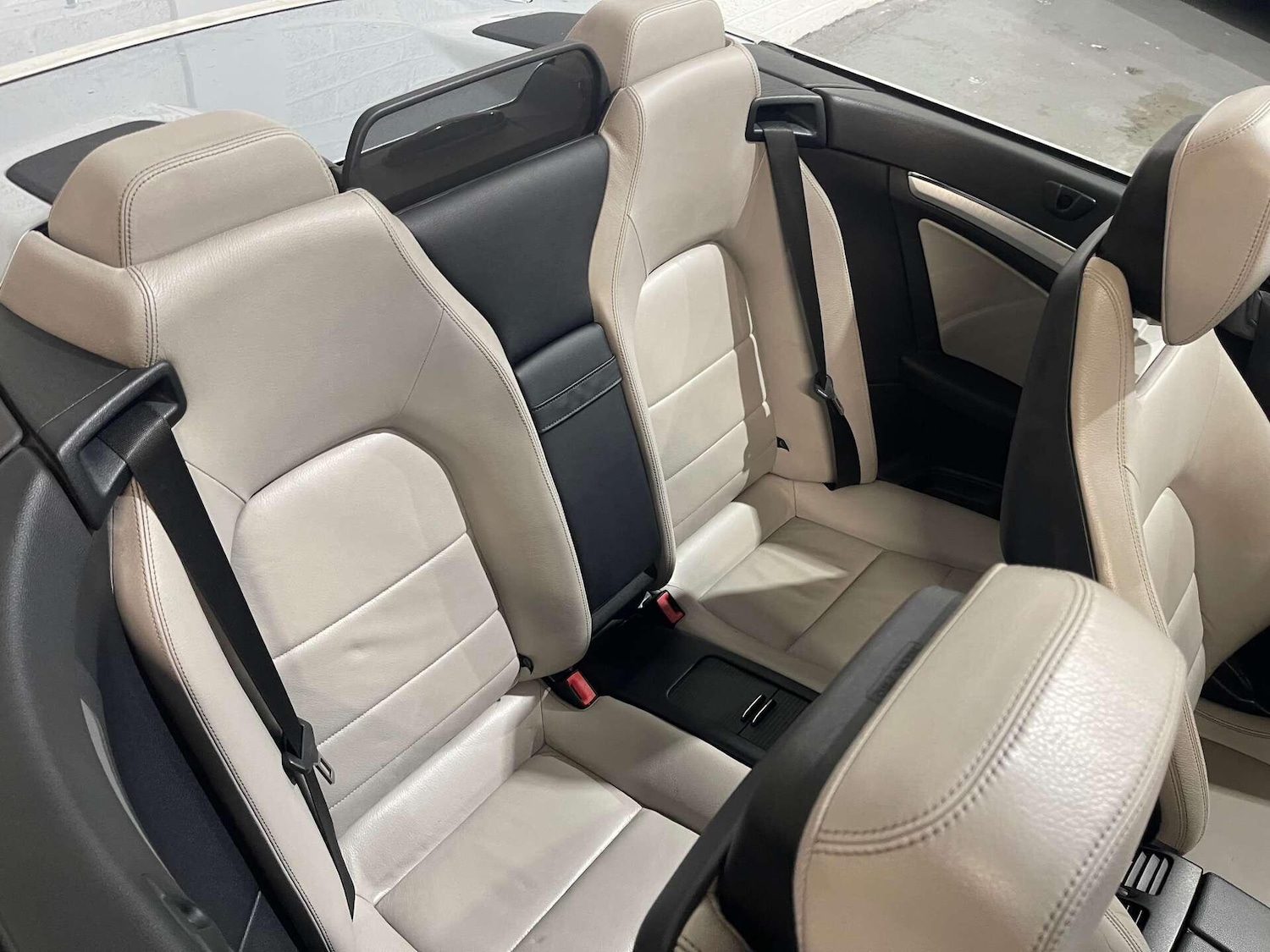 Used Mercedes-Benz E Class 2012 for sale - 76936582: Photo 47