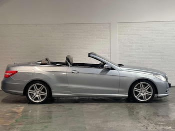 Used Mercedes-Benz E Class 2012 for sale - 76936582: Photo