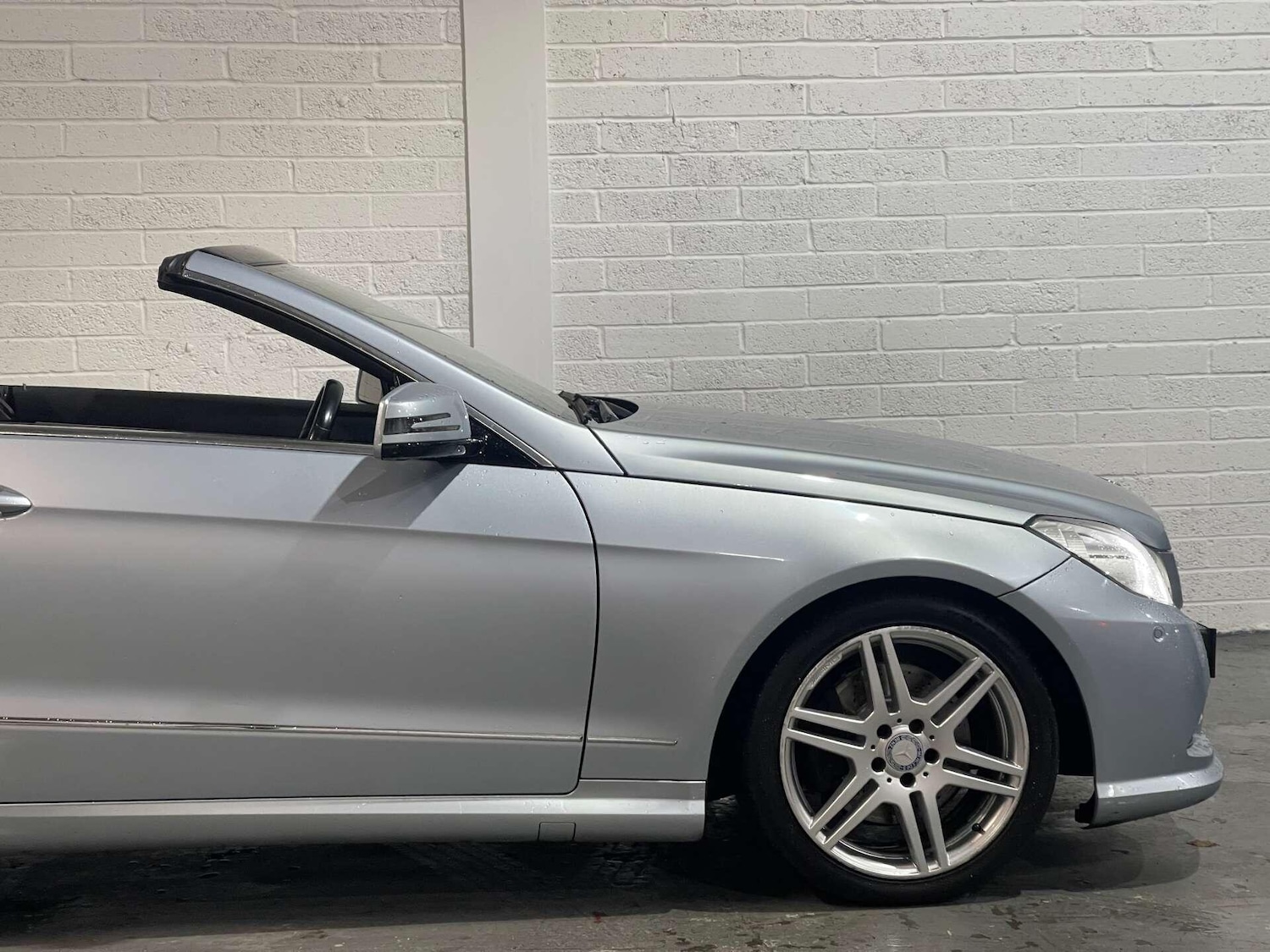 Used Mercedes-Benz E Class 2012 for sale - 76936582: Photo 64