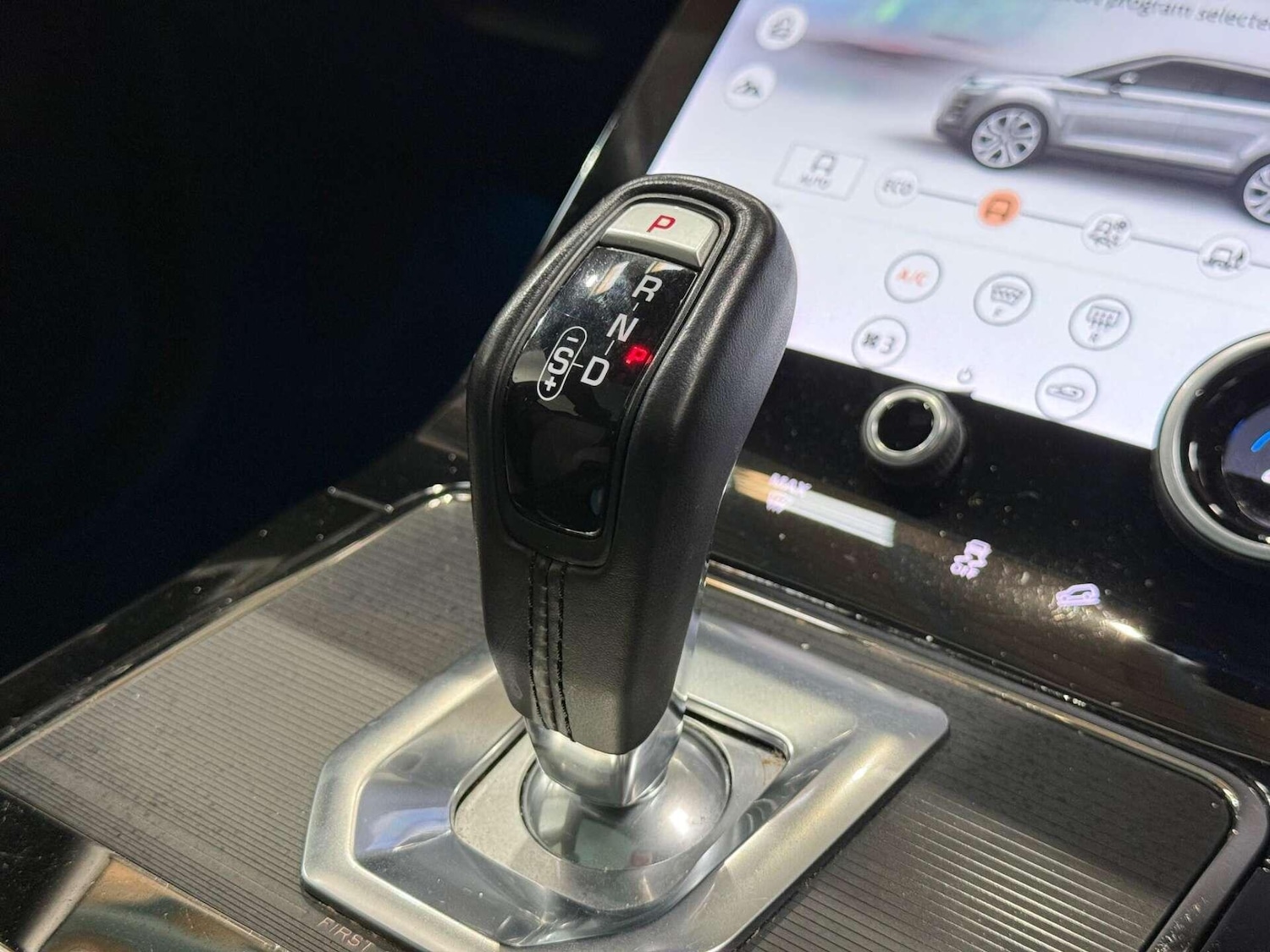 Used Land Rover Range Rover Evoque 2019 for sale - 76936565: Photo 11