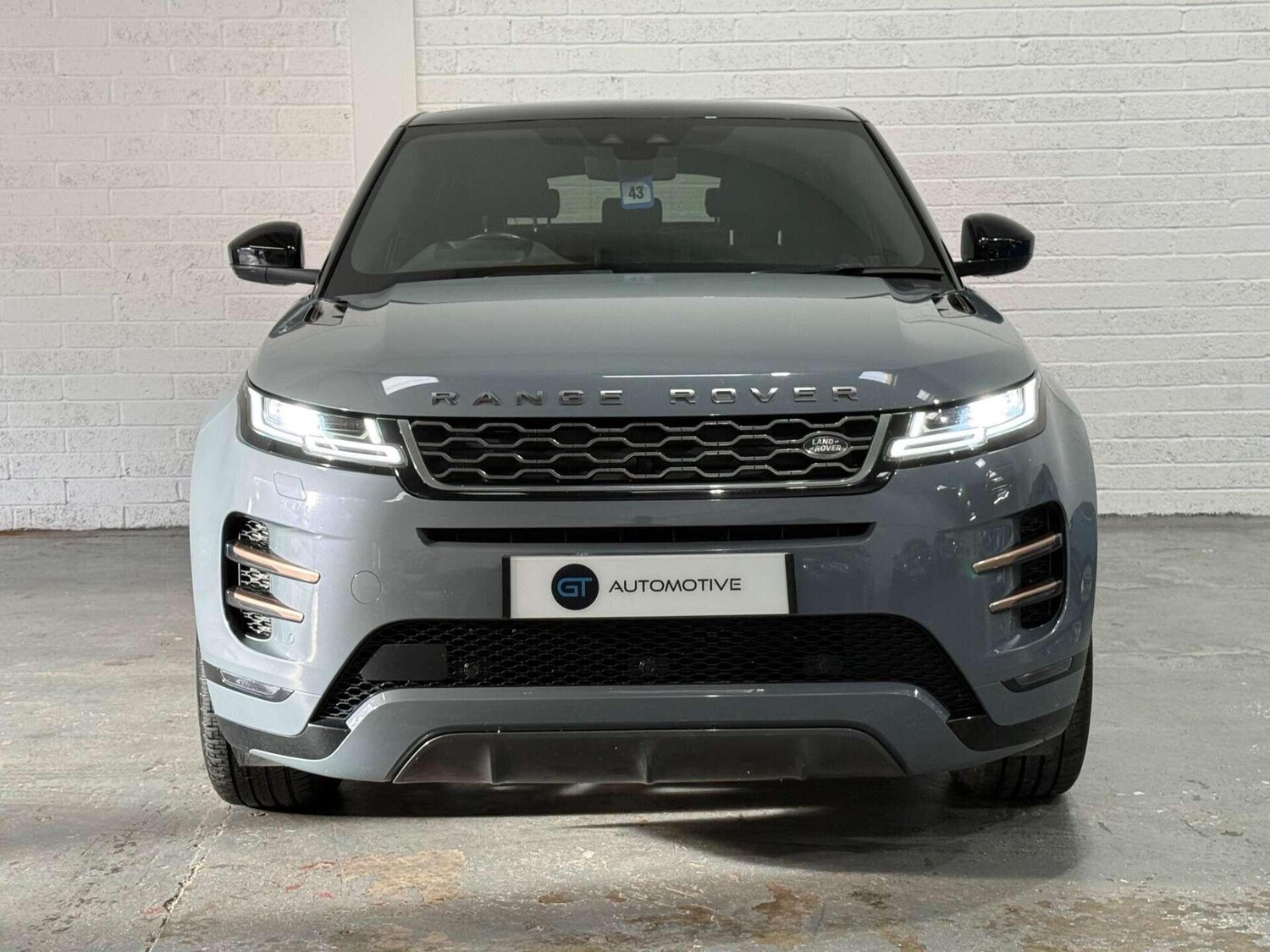 Used Land Rover Range Rover Evoque 2019 for sale - 76936565: Photo 2