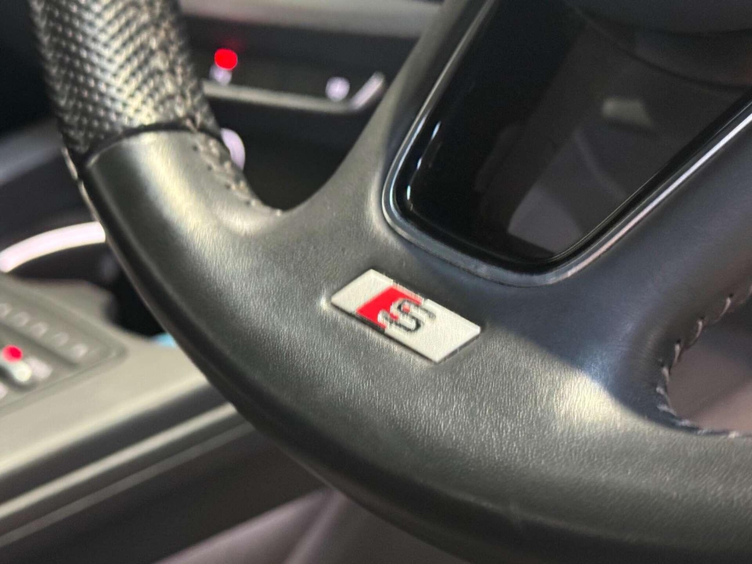 Used Audi A4 2019 for sale - 76936595: Photo 31