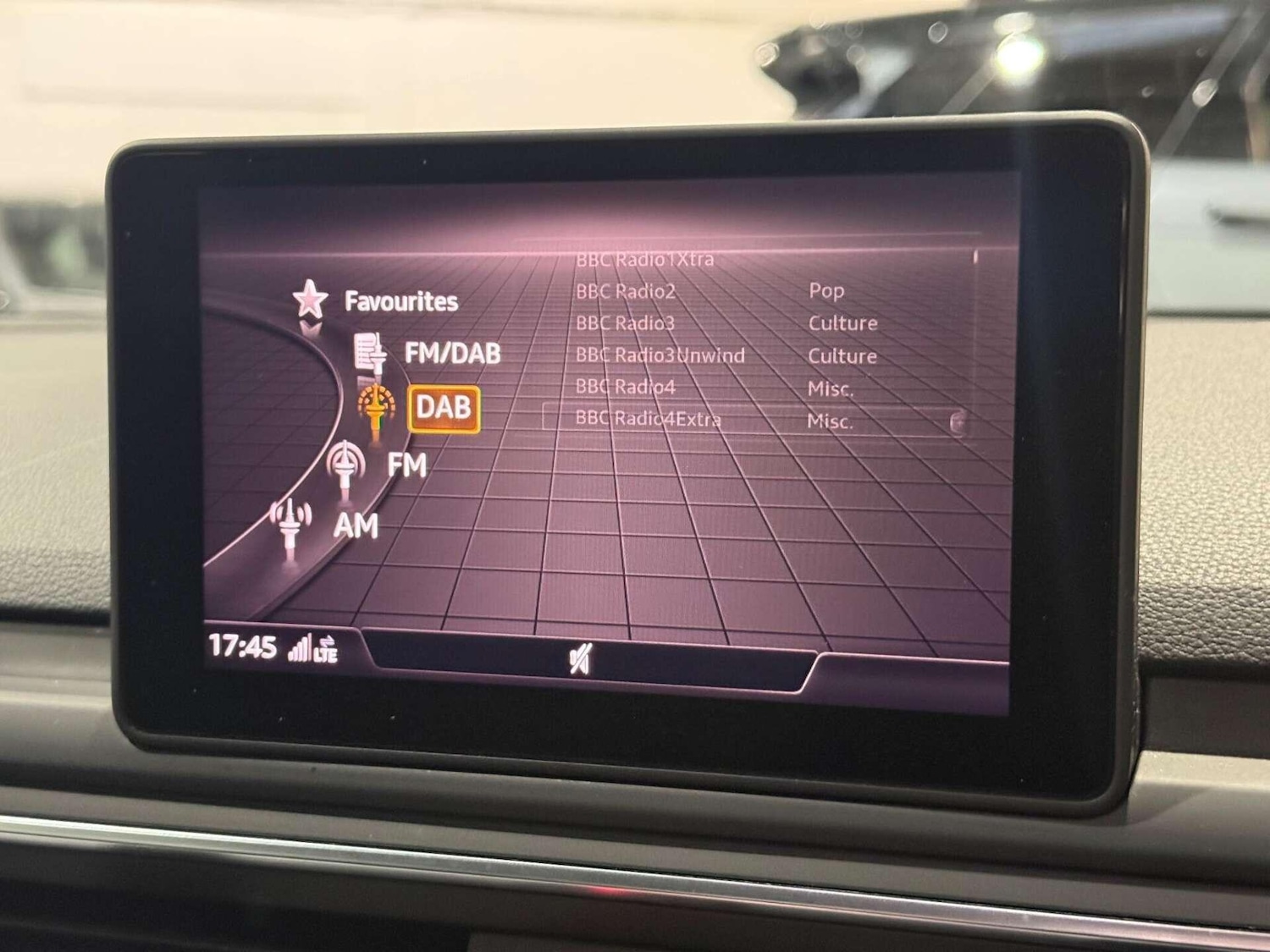 Used Audi A4 2019 for sale - 76936595: Photo 64