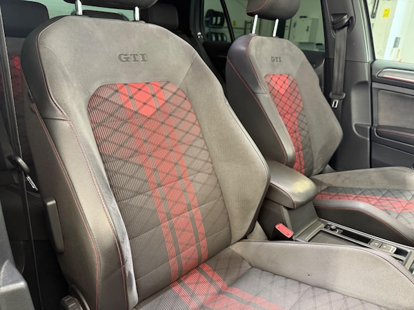 Used Volkswagen Golf 2019 for sale - 76201229: Photo 11