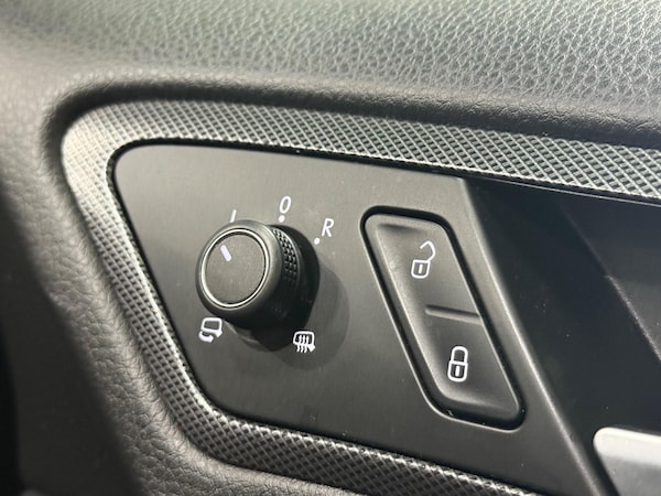 Used Volkswagen Golf 2019 for sale - 76201229: Photo 18