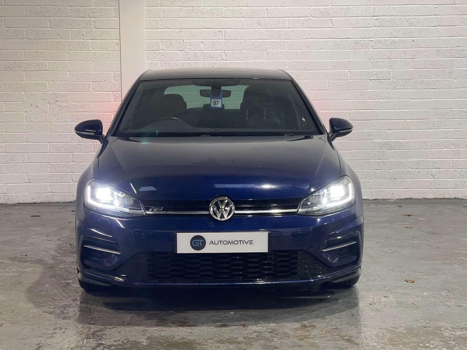 Used Volkswagen Golf 2019 for sale - 76935907: Photo 2