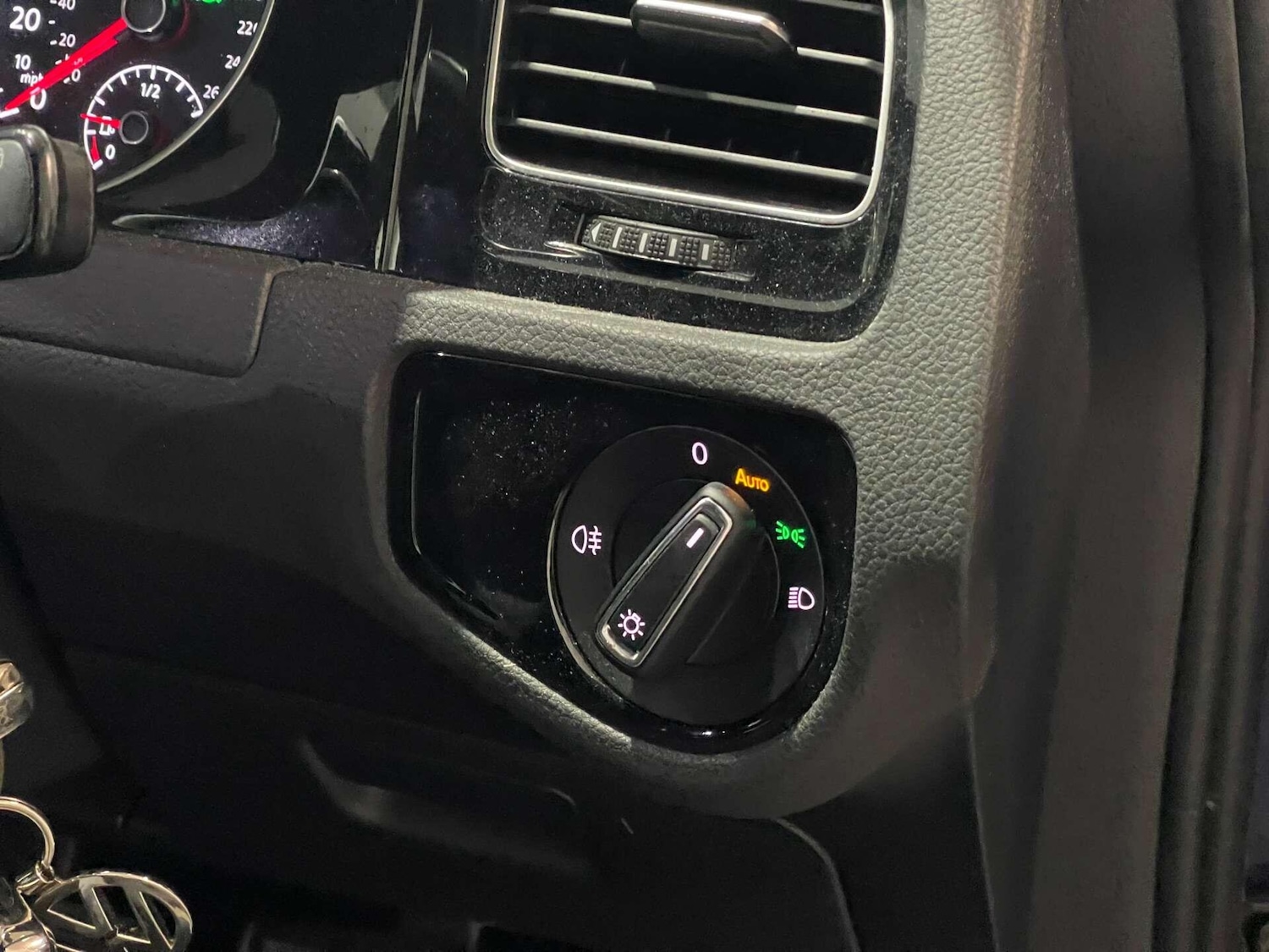 Used Volkswagen Golf 2019 for sale - 76935907: Photo 21