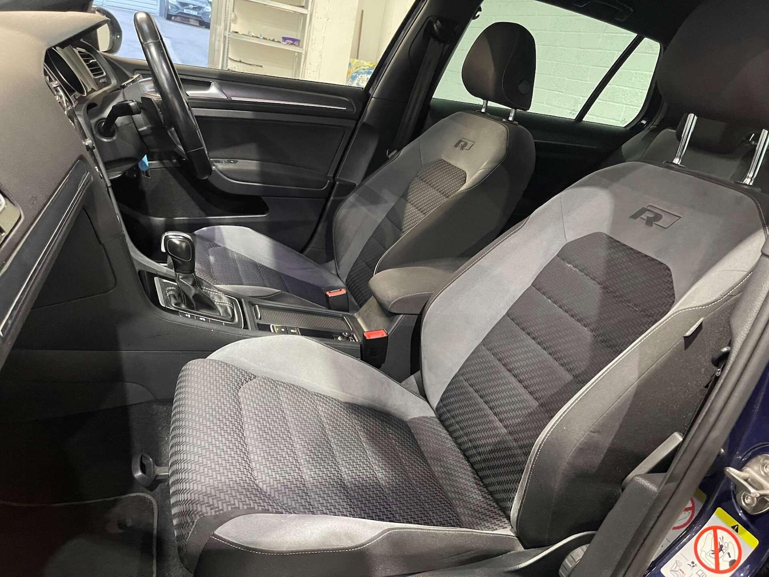 Used Volkswagen Golf 2019 for sale - 76935907: Photo 40