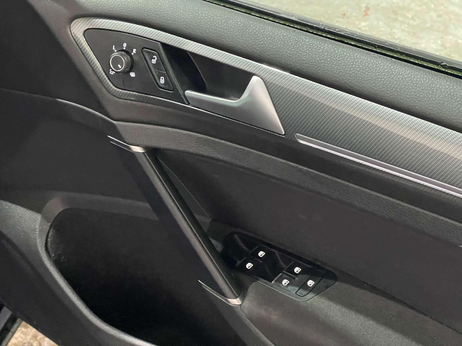 Used Volkswagen Golf 2019 for sale - 76935907: Photo 41