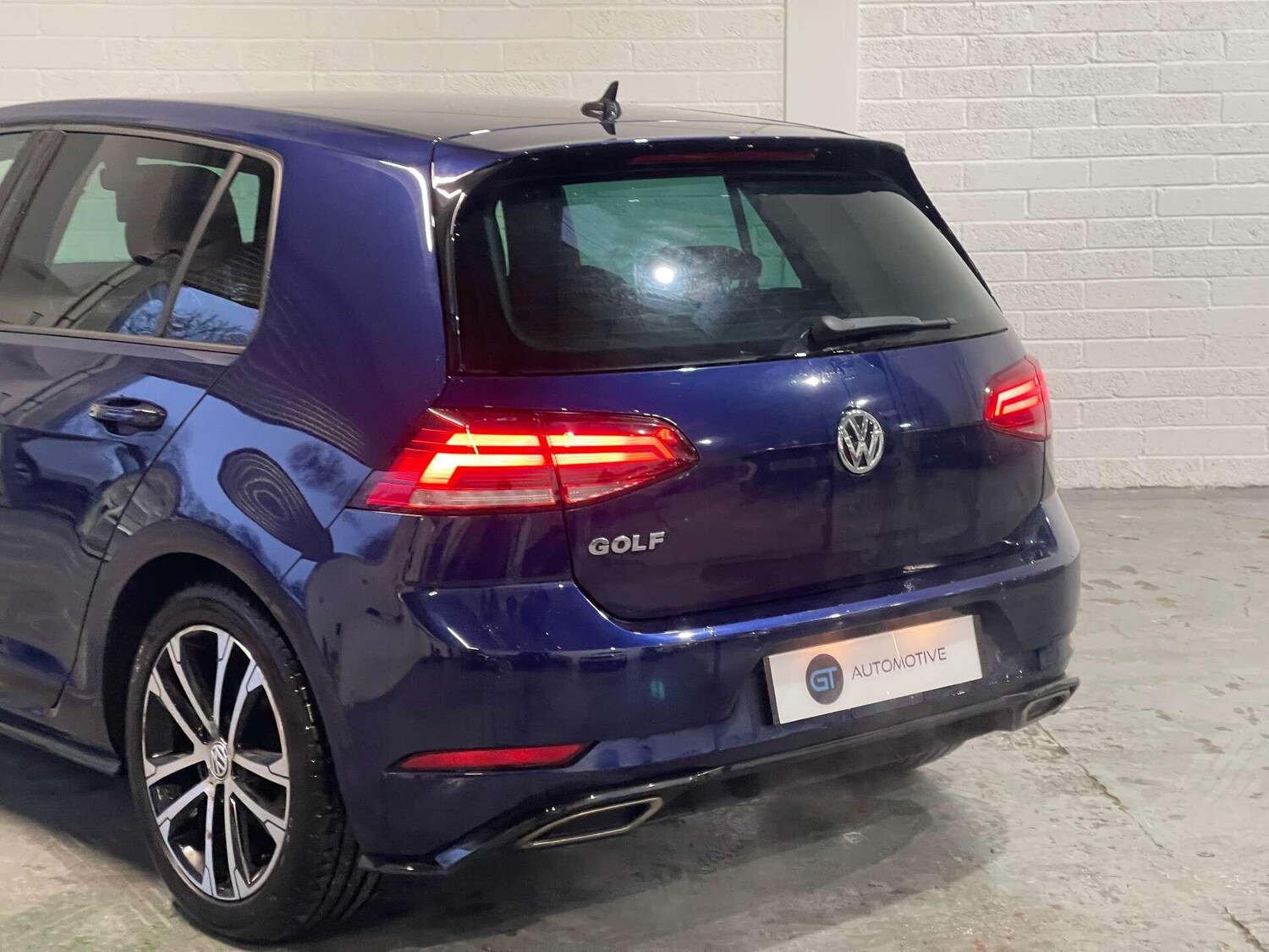 Used Volkswagen Golf 2019 for sale - 76935907: Photo 57