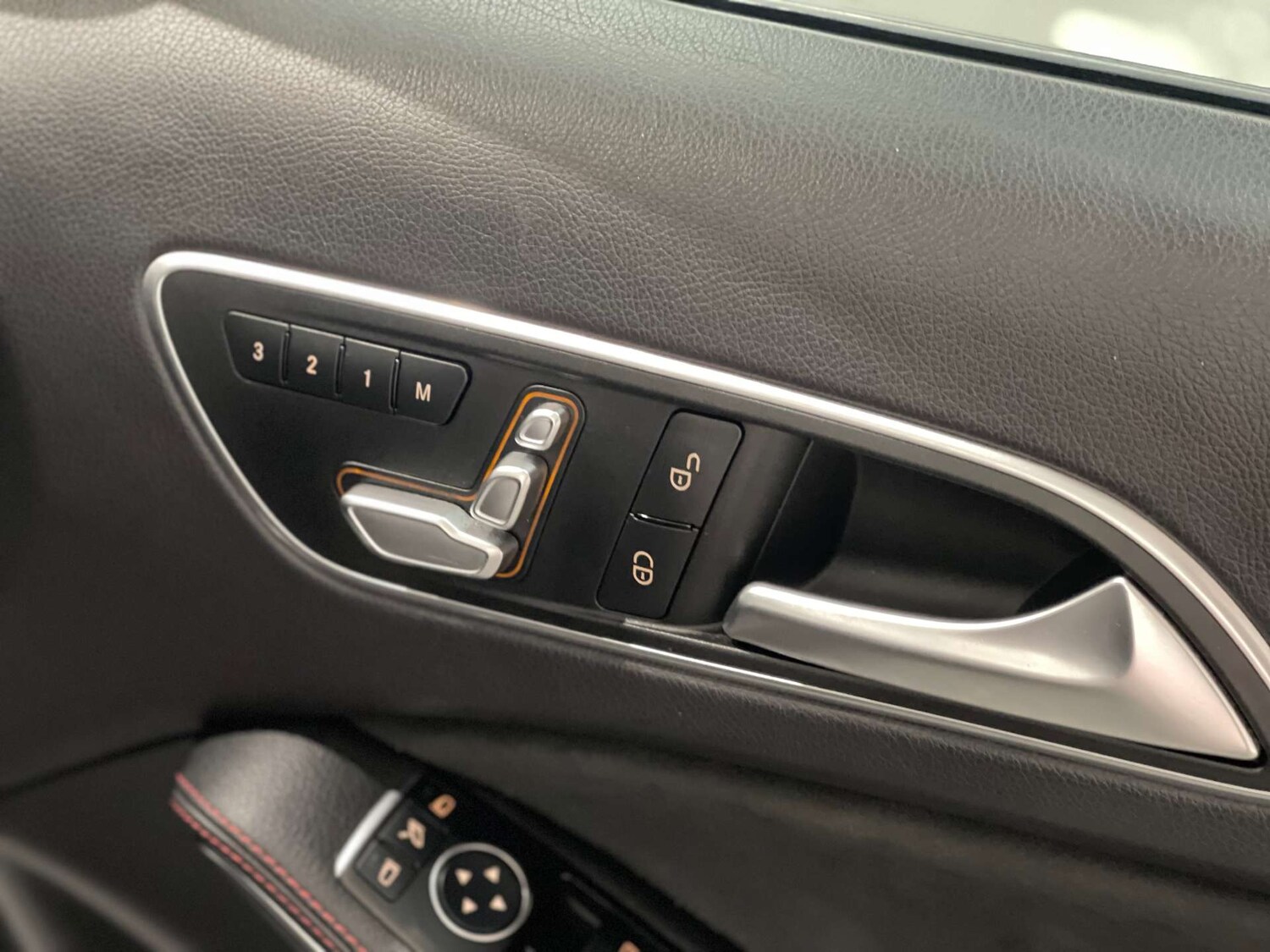 Used Mercedes-Benz A-Class 2016 for sale - 77493704: Photo 27