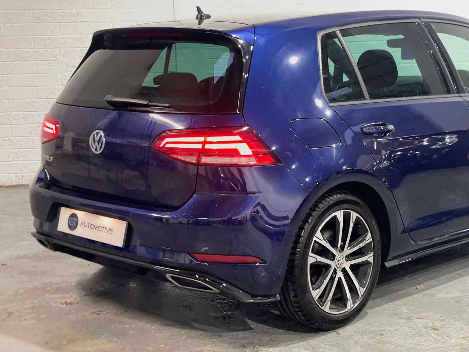 Used Volkswagen Golf 2019 for sale - 77493694: Photo 61