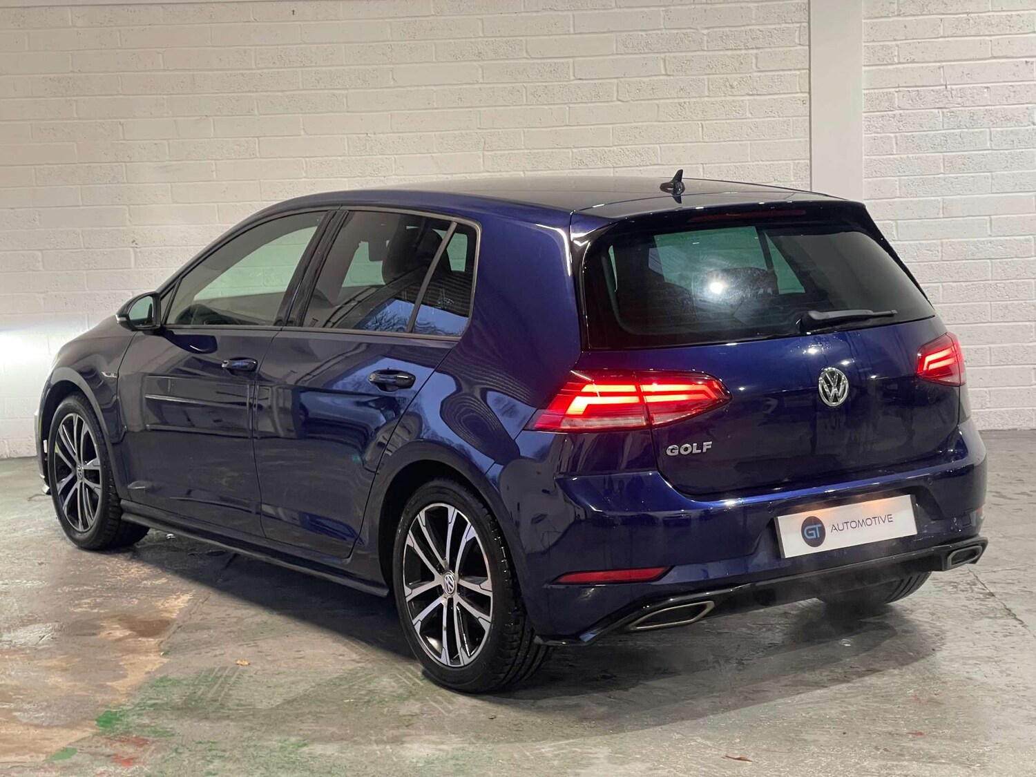 Used Volkswagen Golf 2019 for sale - 77493694: Photo 9