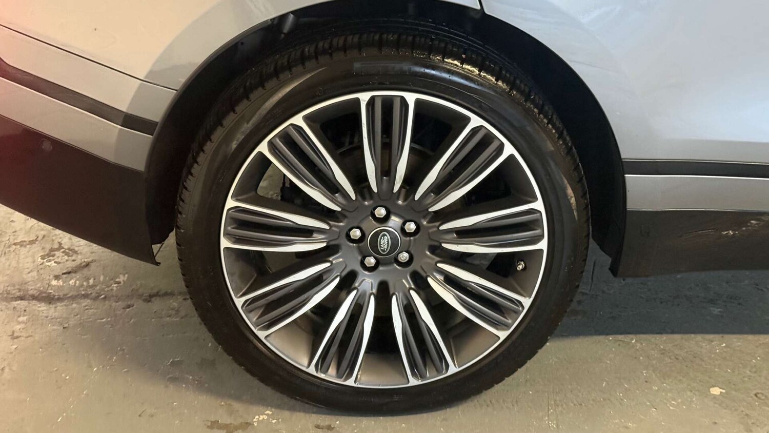 Used Land Rover Range Rover Velar 2019 for sale - 77493700: Photo 12