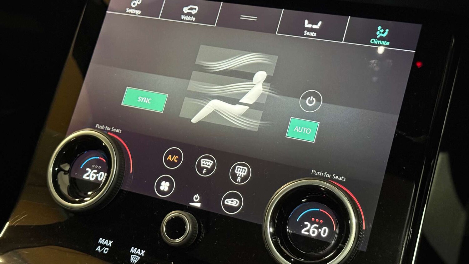 Used Land Rover Range Rover Velar 2019 for sale - 77493700: Photo 23