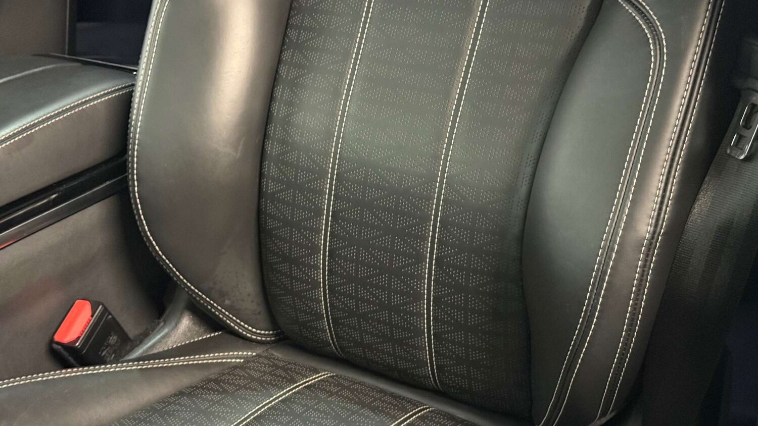 Used Land Rover Range Rover Velar 2019 for sale - 77493700: Photo 27