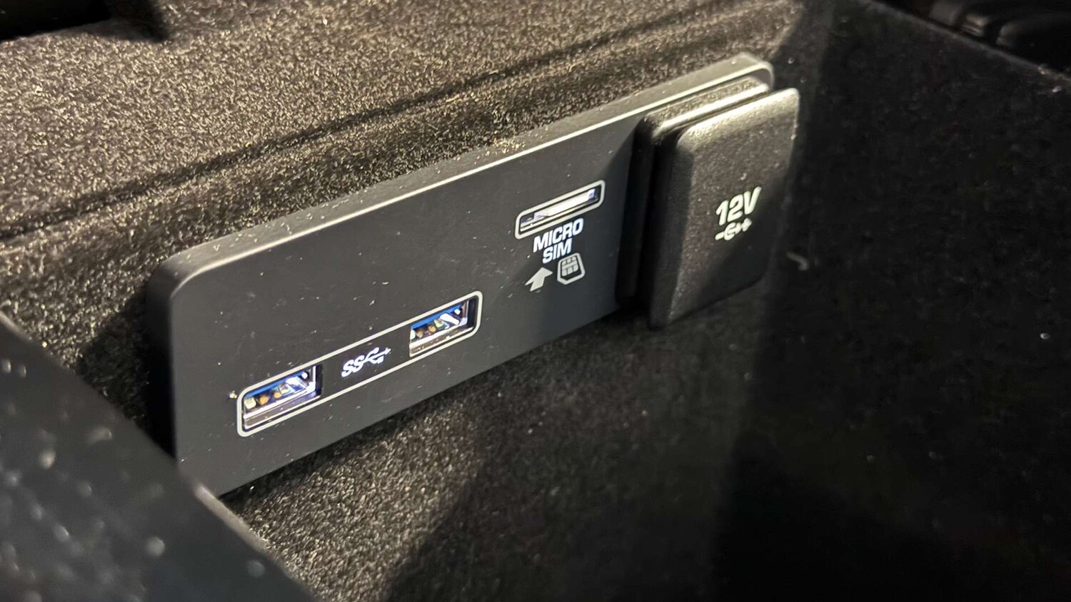 Used Land Rover Range Rover Velar 2019 for sale - 77493700: Photo 32