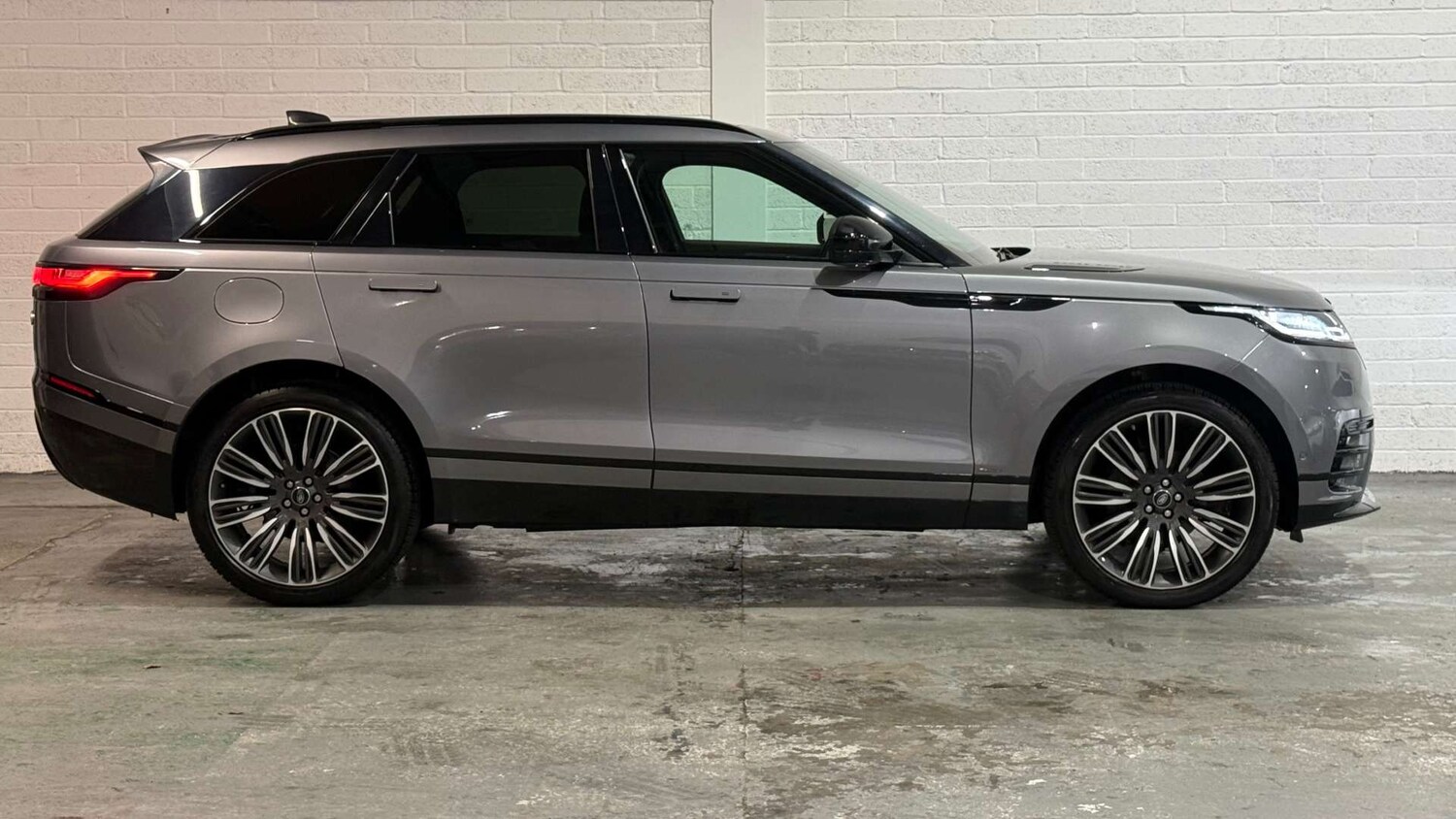 Used Land Rover Range Rover Velar 2019 for sale - 77493700: Photo 9