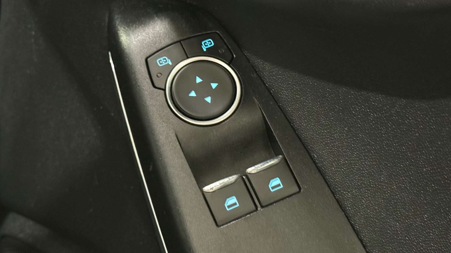 Used Ford Fiesta 2018 for sale - 77493702: Photo 37