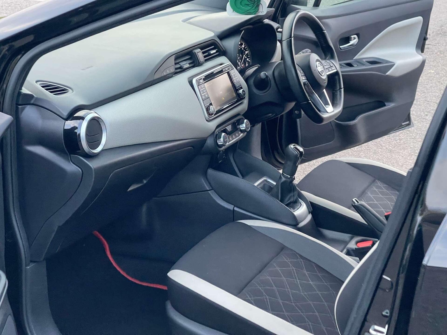 Used Nissan Micra 2017 for sale - 76936489: Photo 40