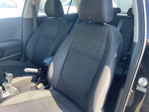 Used Kia Rio 2018 for sale - 76270001: Photo 35