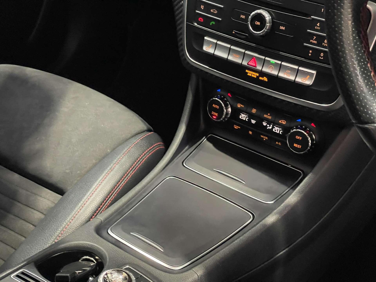 Used Mercedes-Benz A-Class 2016 for sale - 76935922: Photo 31