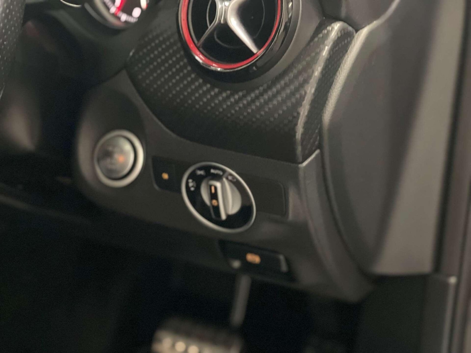 Used Mercedes-Benz A-Class 2016 for sale - 76935922: Photo 33