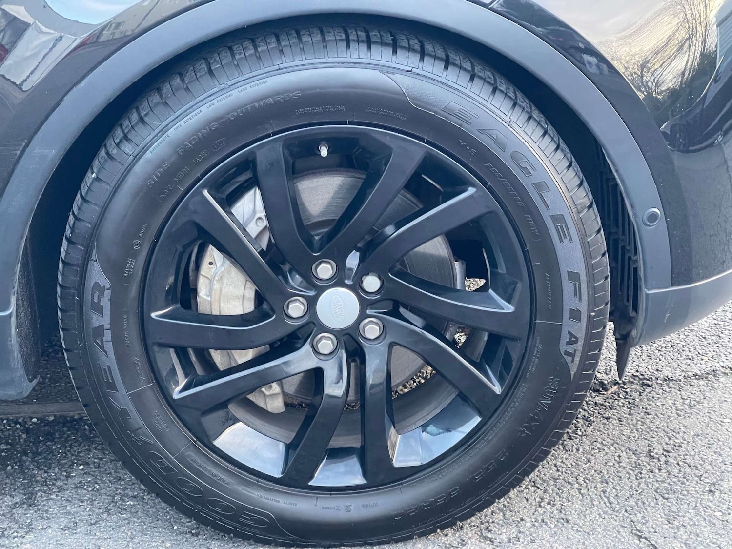 Used Land Rover Discovery 2018 for sale - 77493698: Photo 11