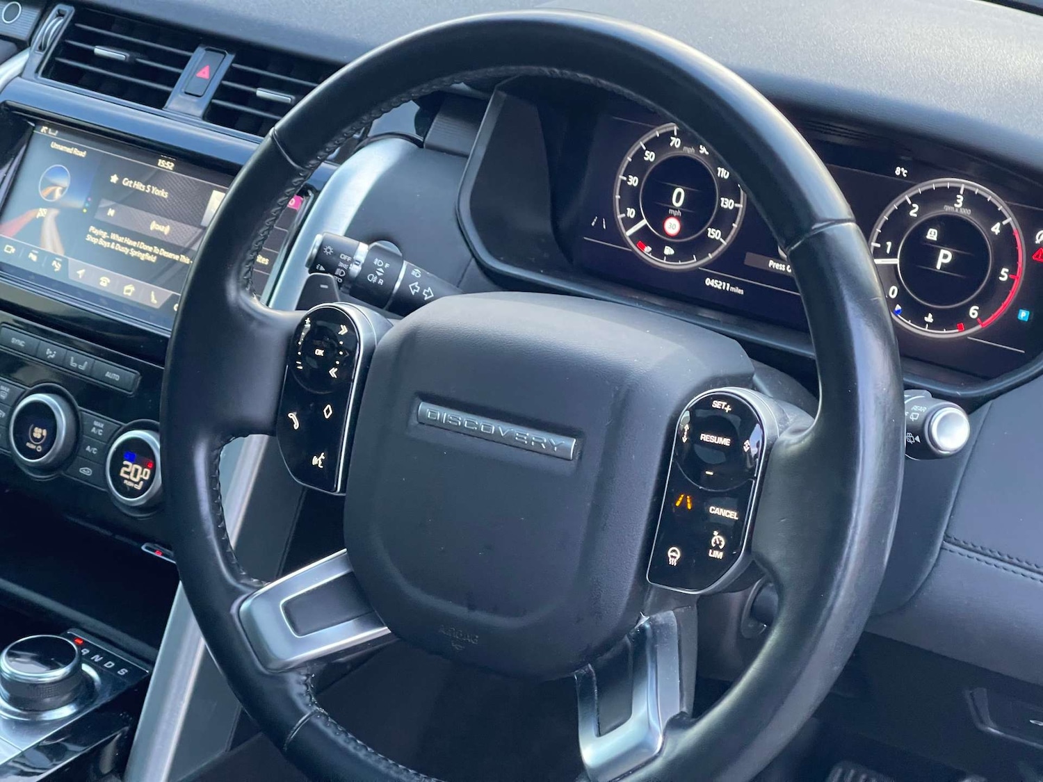 Used Land Rover Discovery 2018 for sale - 77493698: Photo 19