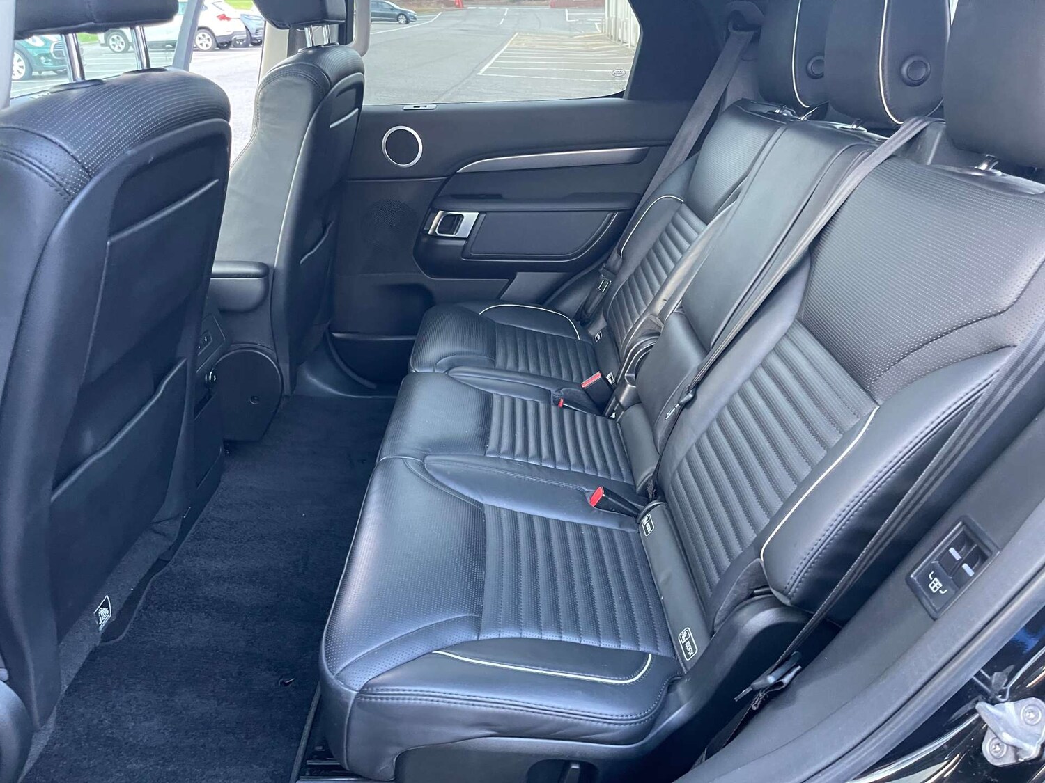 Used Land Rover Discovery 2018 for sale - 77493698: Photo 54