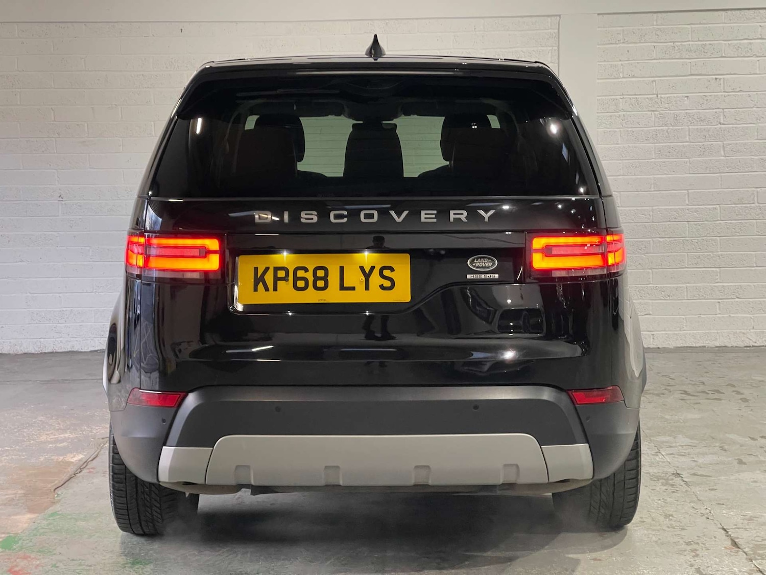 Used Land Rover Discovery 2018 for sale - 77493698: Photo 7