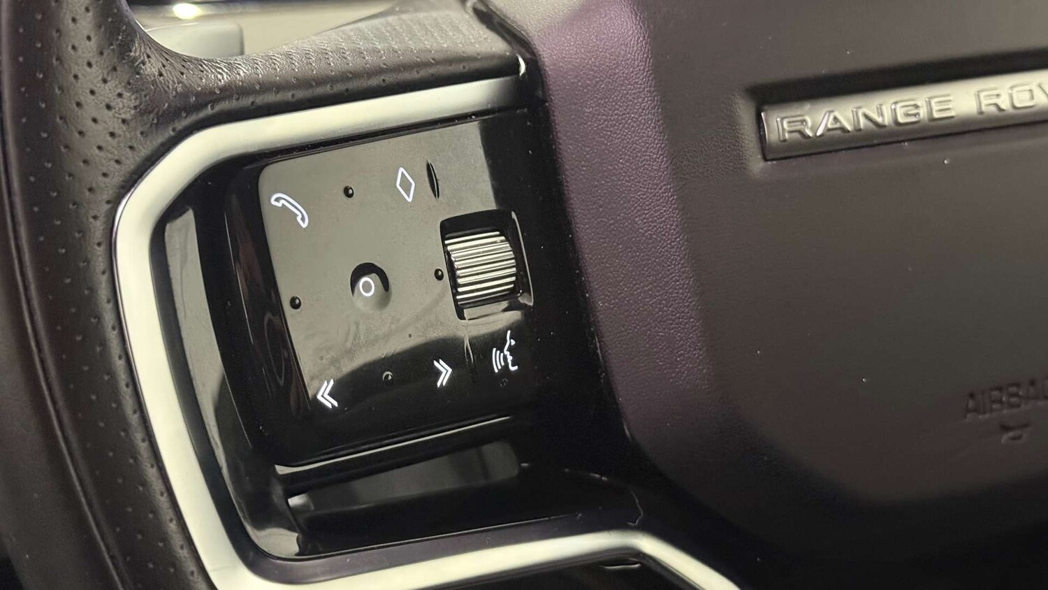 Used Land Rover Range Rover Evoque 2021 for sale - 77493696: Photo 16