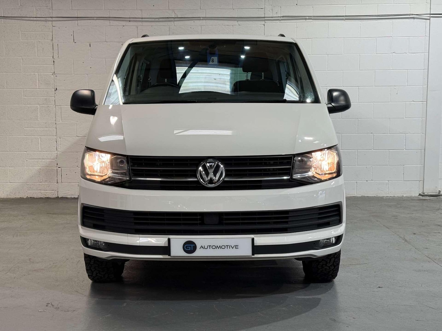 Used Volkswagen Transporter 2019 for sale - 76935880: Photo 2