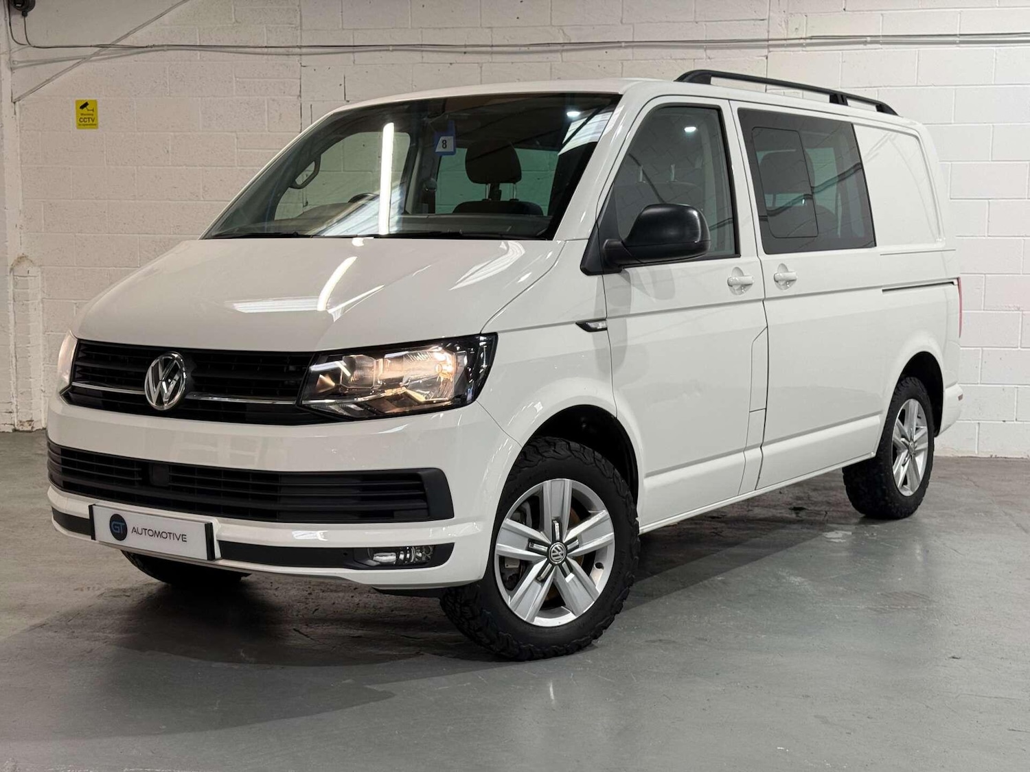 Used Volkswagen Transporter 2019 for sale - 76935880: Photo 3