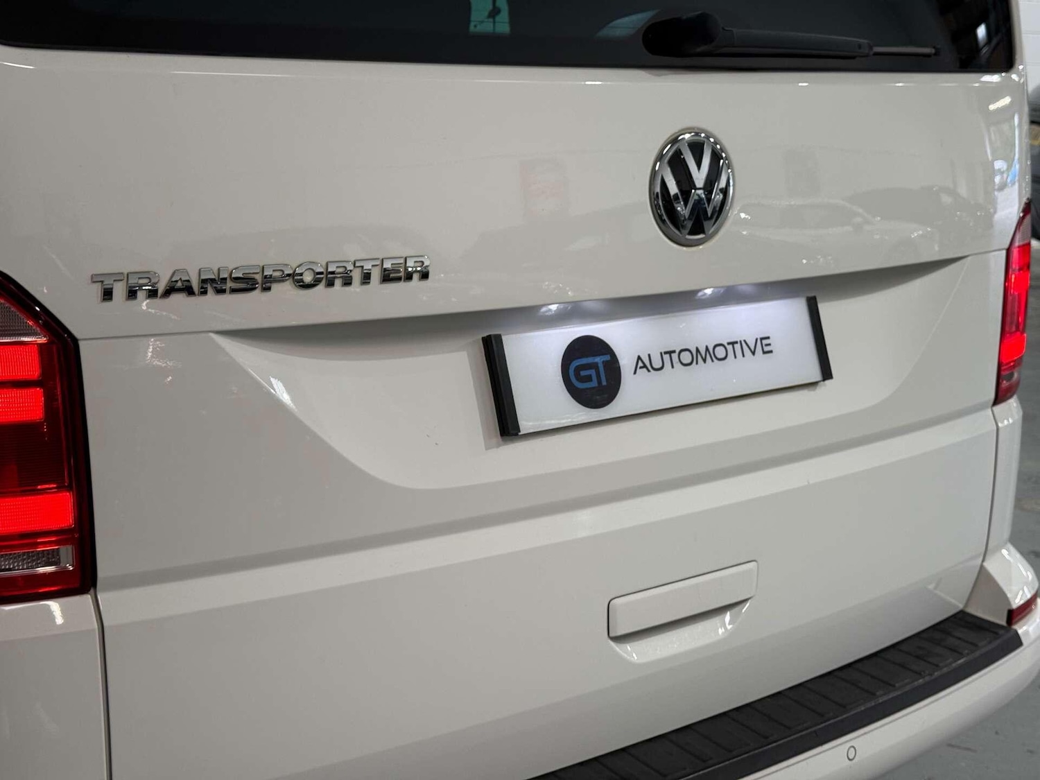 Used Volkswagen Transporter 2019 for sale - 76935880: Photo 60