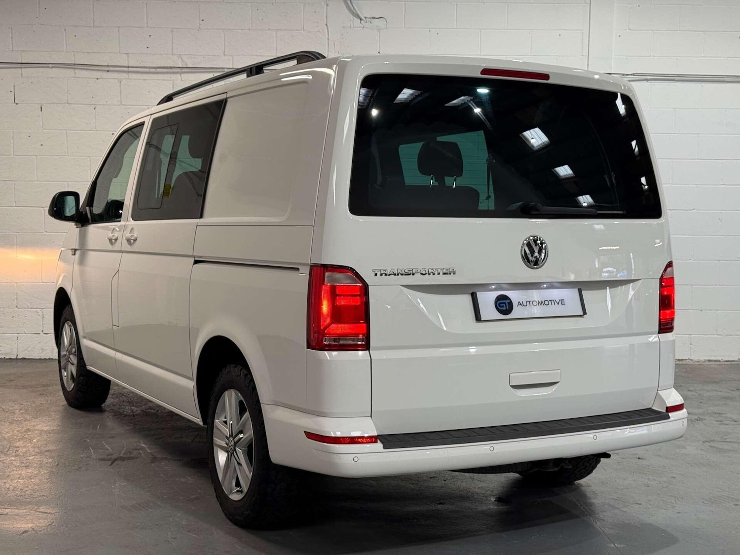 Used Volkswagen Transporter 2019 for sale - 76935880: Photo 7