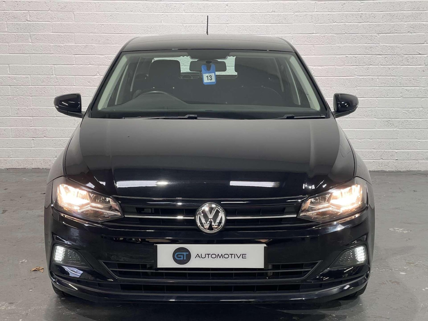 Used Volkswagen Polo 2018 for sale - 76936237: Photo 2