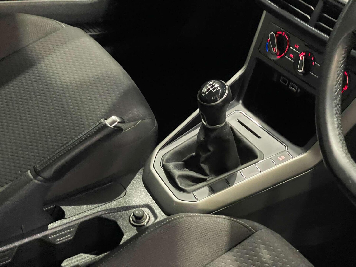 Used Volkswagen Polo 2018 for sale - 76936237: Photo 27