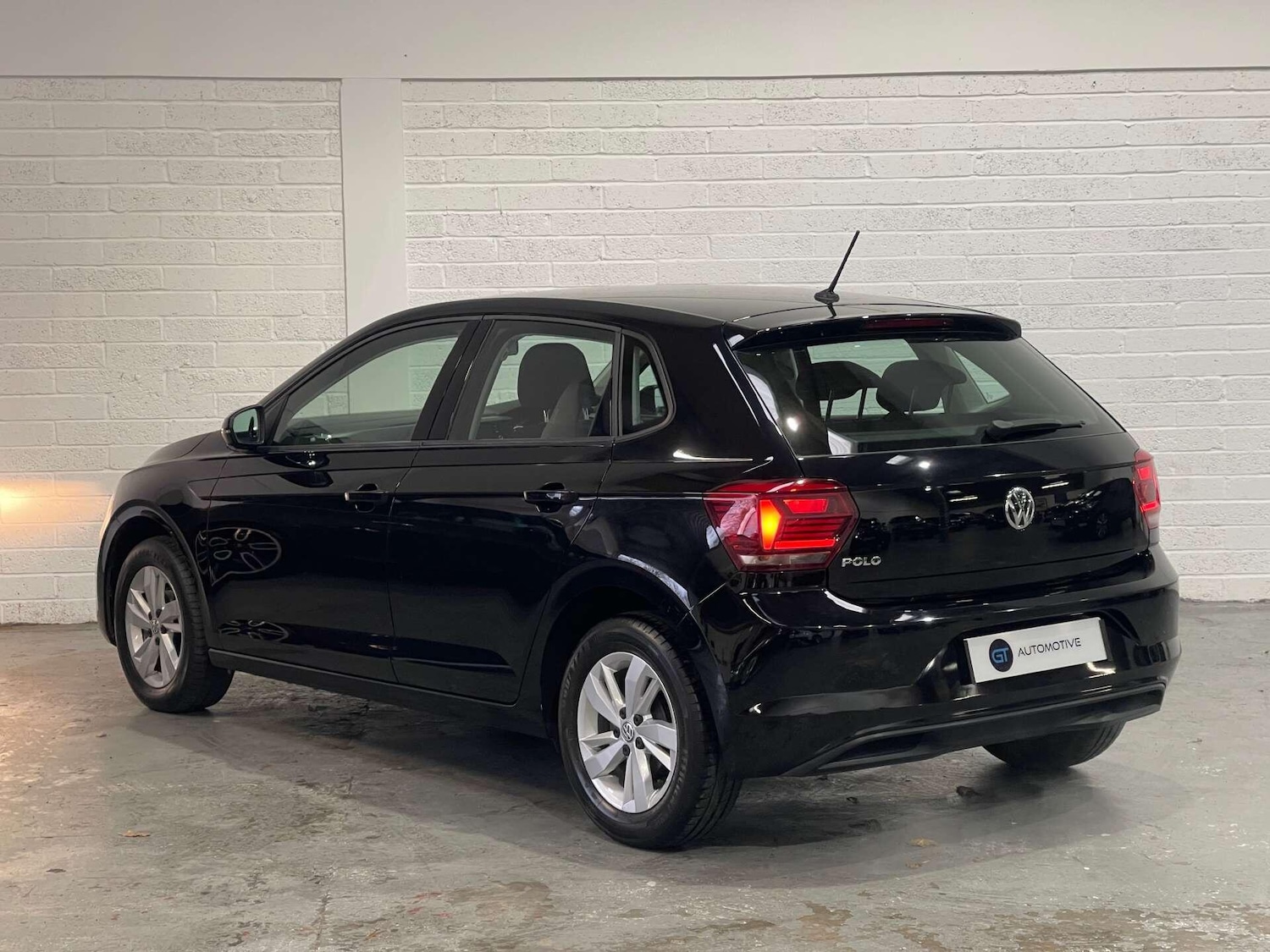 Used Volkswagen Polo 2018 for sale - 76936237: Photo 9