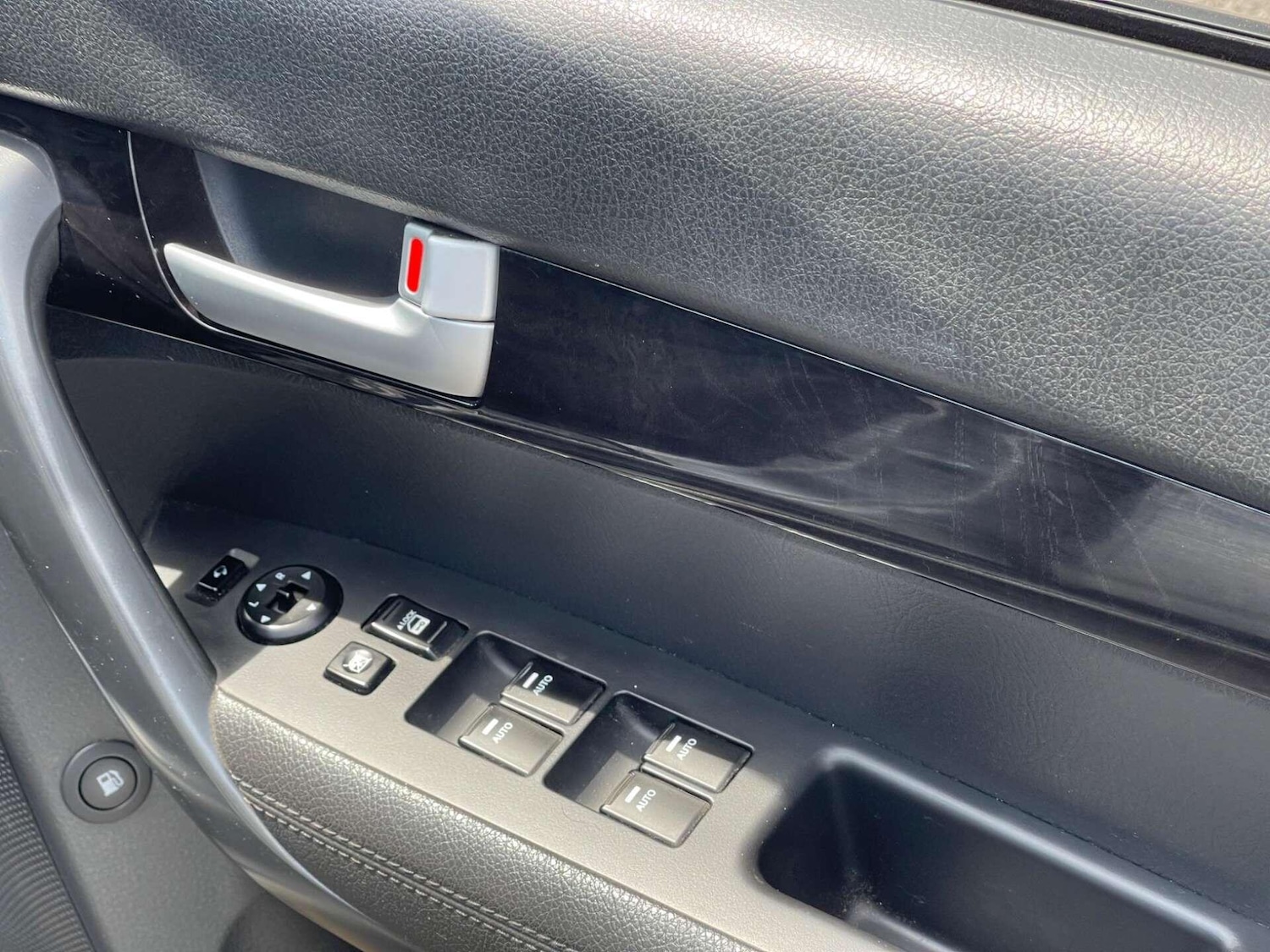 Used Kia Sorento 2014 for sale - 76936549: Photo 27