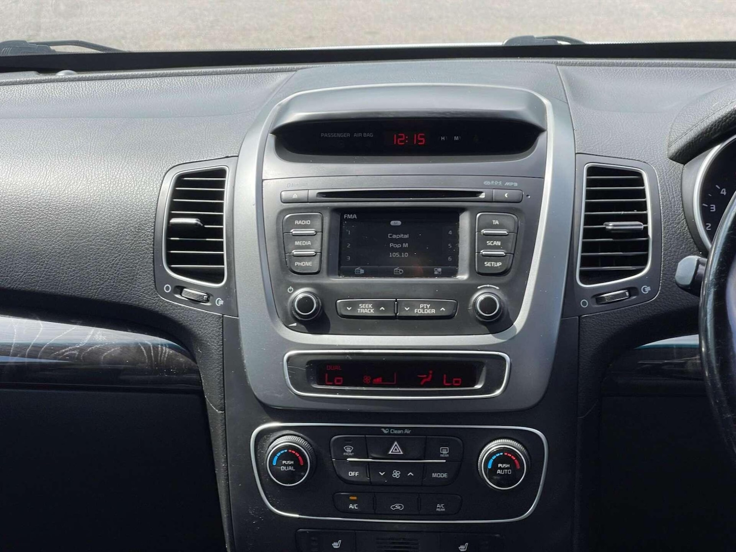 Used Kia Sorento 2014 for sale - 76936549: Photo 32