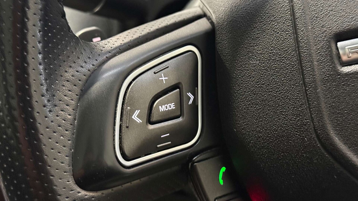 Used Land Rover Range Rover Evoque 2018 for sale - 77493693: Photo 52