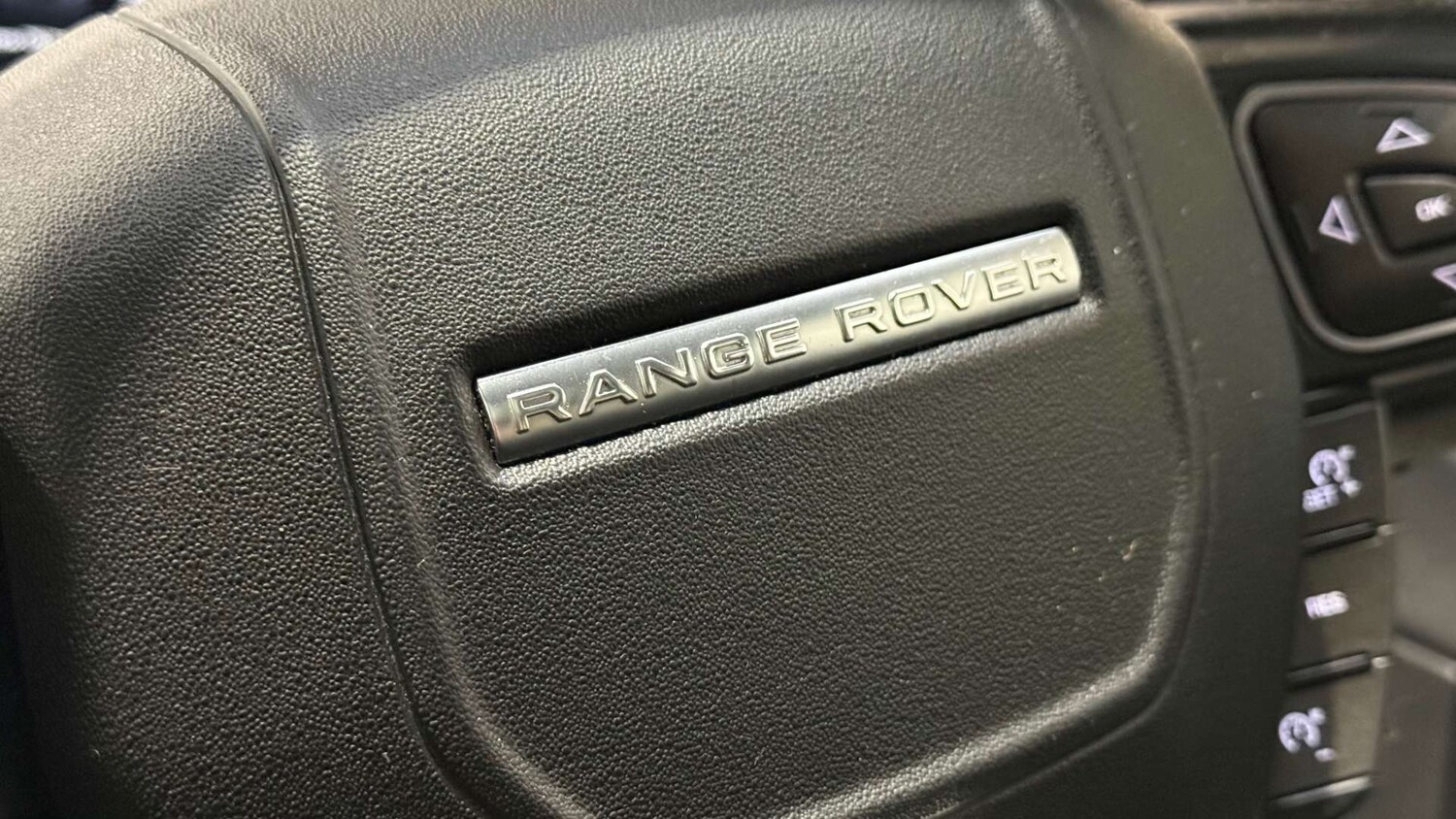 Used Land Rover Range Rover Evoque 2018 for sale - 77493693: Photo 53