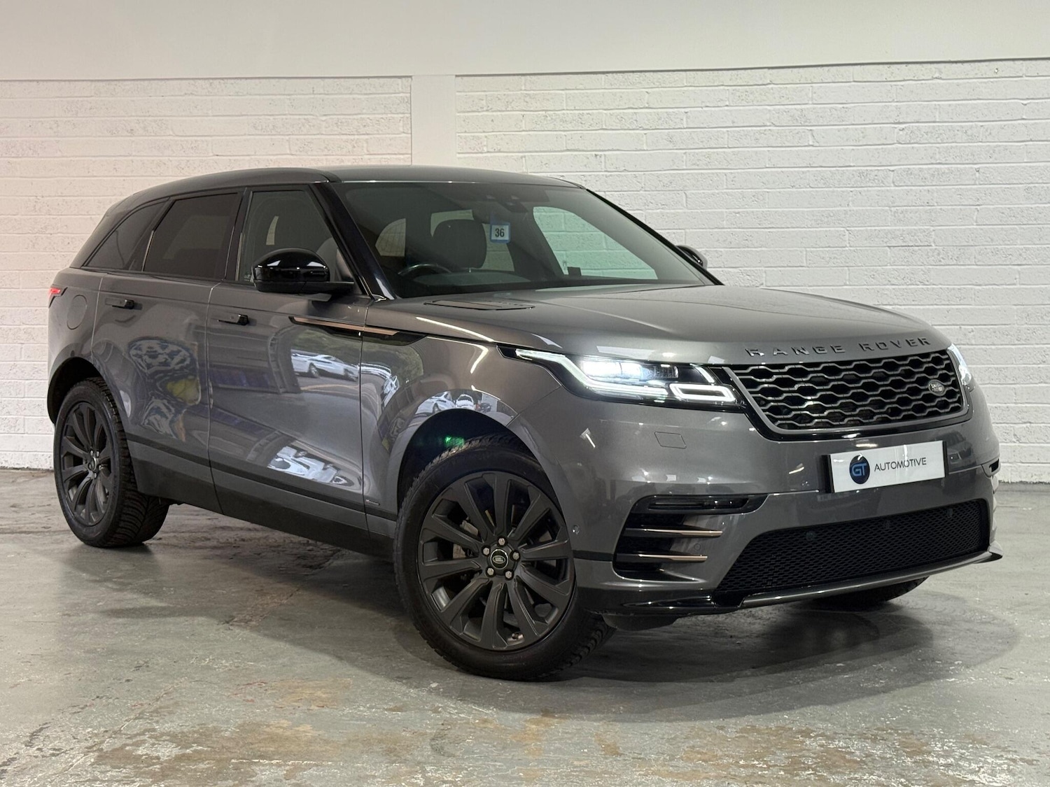 Used Land Rover Range Rover Velar 2018 for sale - 76295771: Photo 1