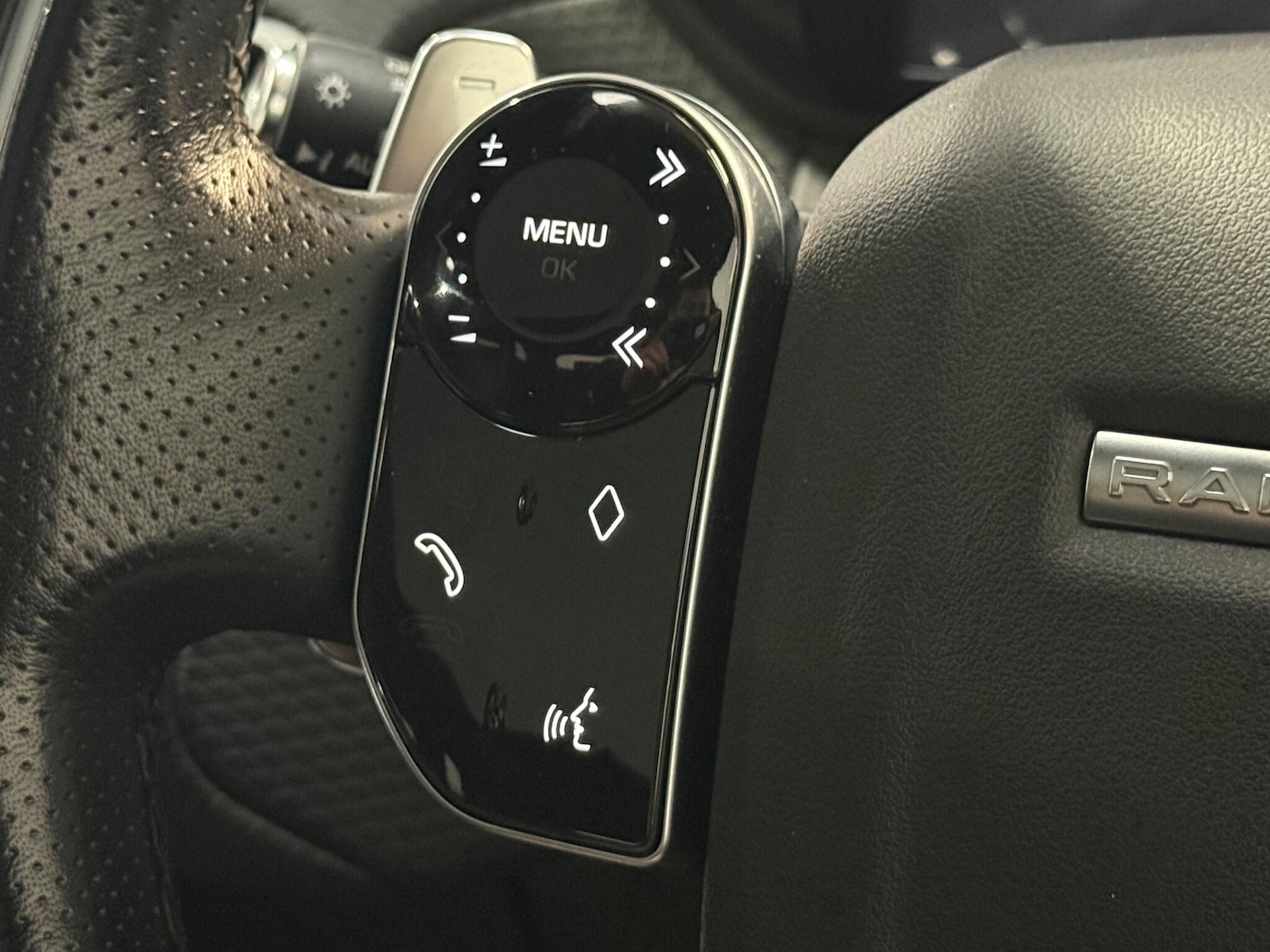 Used Land Rover Range Rover Velar 2018 for sale - 76295771: Photo 13